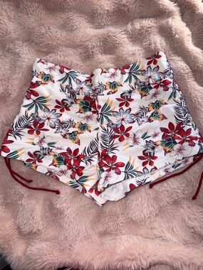 SHEIN White Athletic Shorts with Red Floral Print